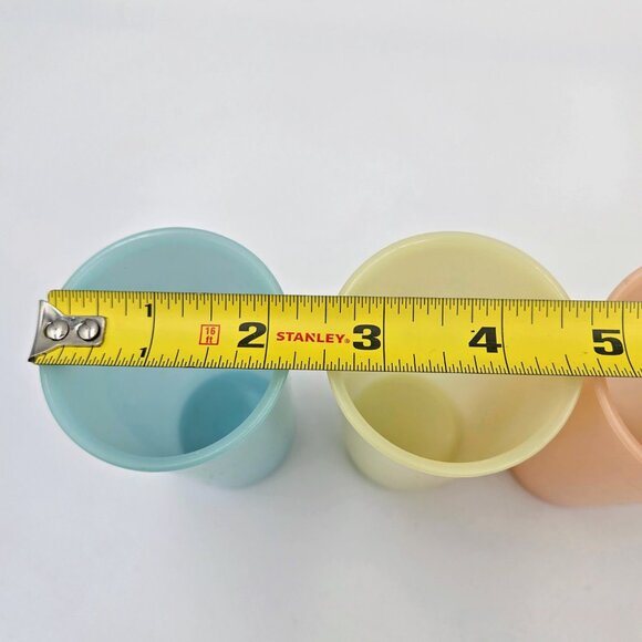 Tupperware Vintage Pastel Tumblers 117 Juice Cups Child Size Lot Of 4 Read - Picture 3 of 9
